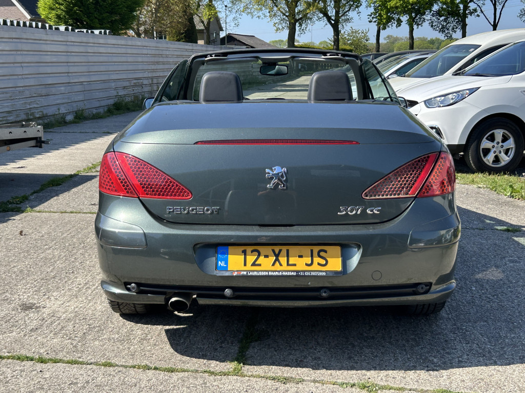 44644774-8.jpg