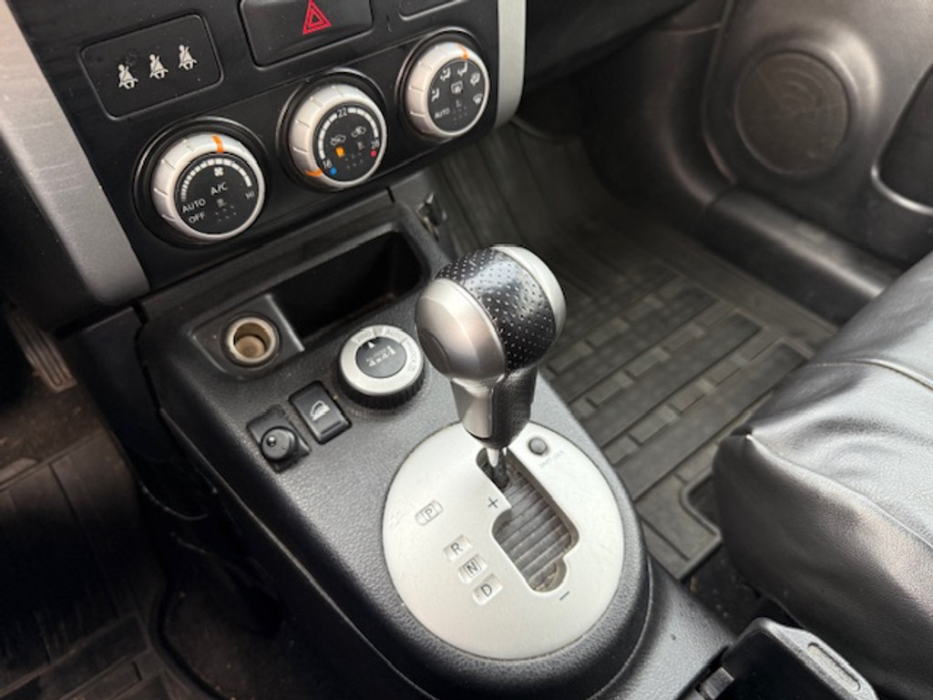49882688-14.jpg